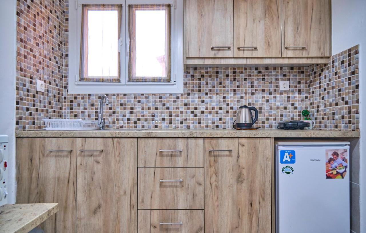 Maro Apartments Арилас Екстериор снимка