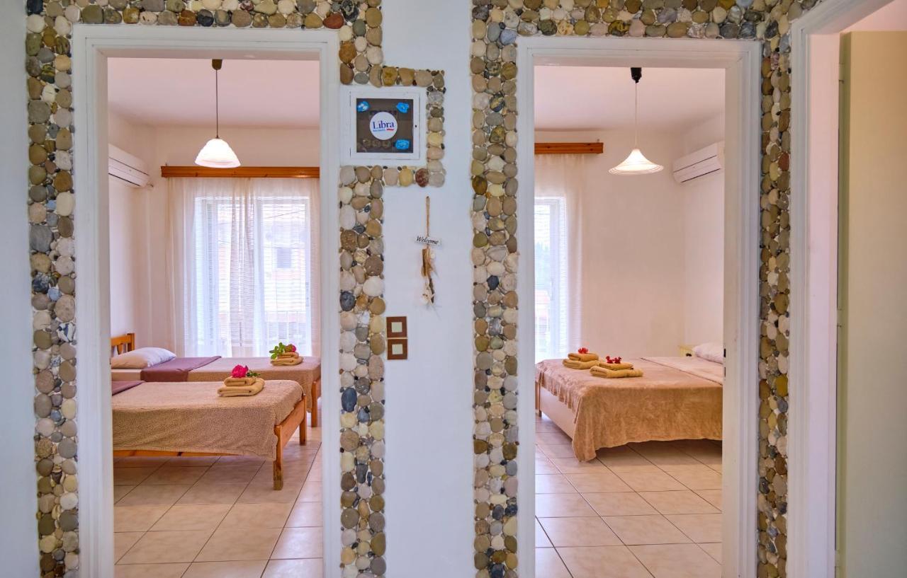 Maro Apartments Арилас Екстериор снимка