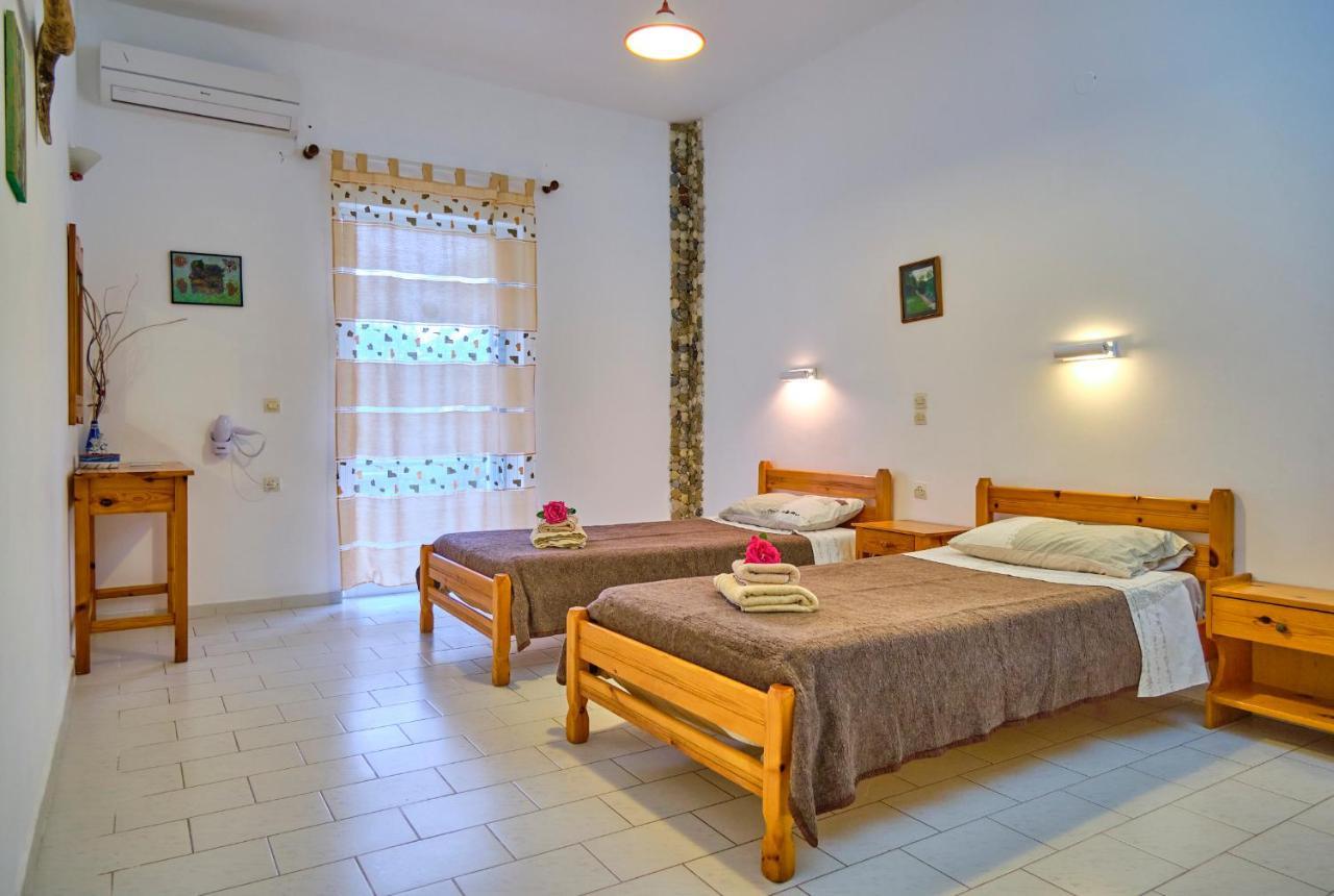 Maro Apartments Арилас Екстериор снимка